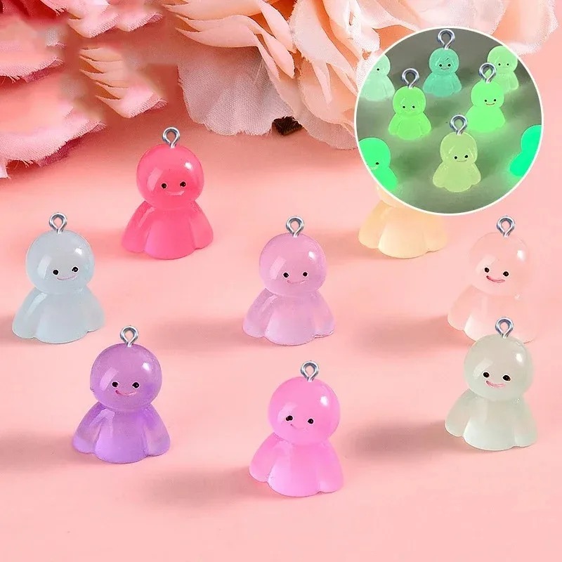 10Pcs Glow In Dark Cartoon Dol - đánh giá và giá Resin Craft Material